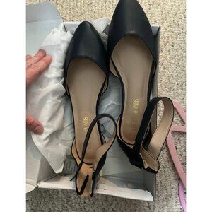 March Move Out Sale! New,  Size 10 Stylish & Comfy Vegan Leather Navy Flats